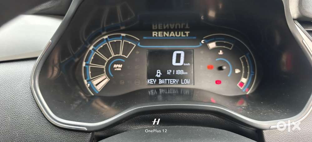 Renault Triber, 2021, Petrol