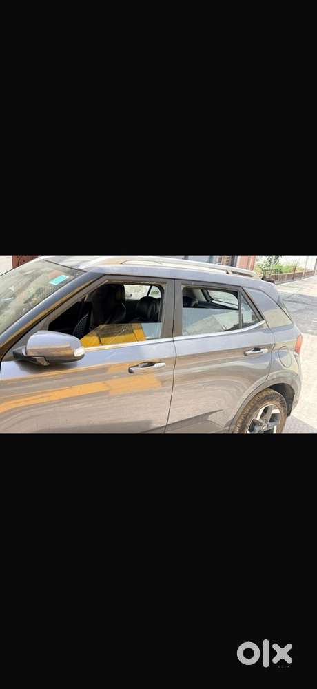 Hyundai Venue Petrol Manual 2020 Top Model With Sunrup