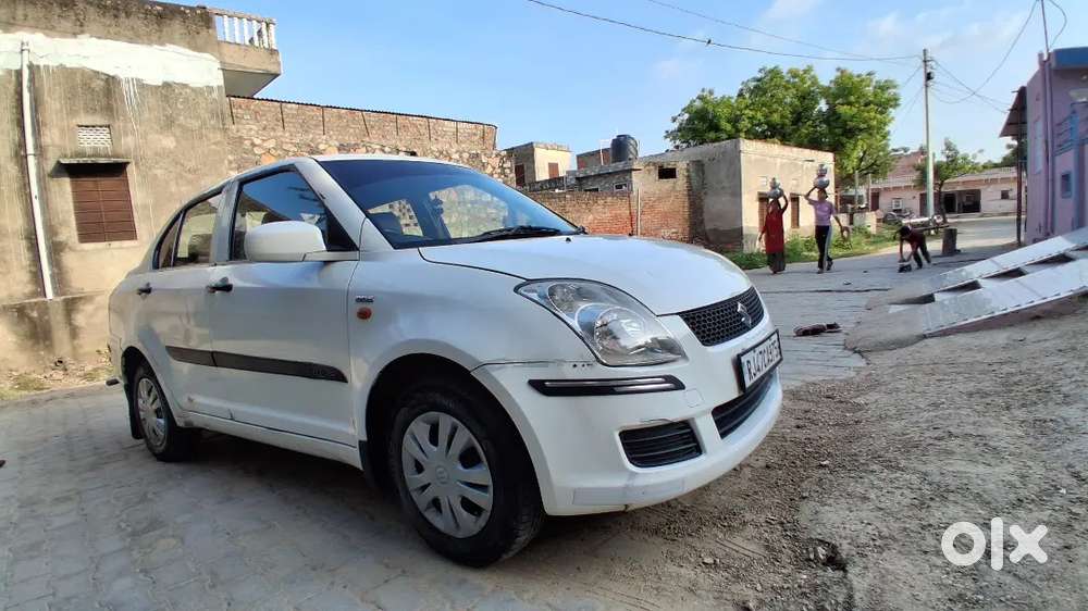 Maruti Suzuki Dzire Tour 2016