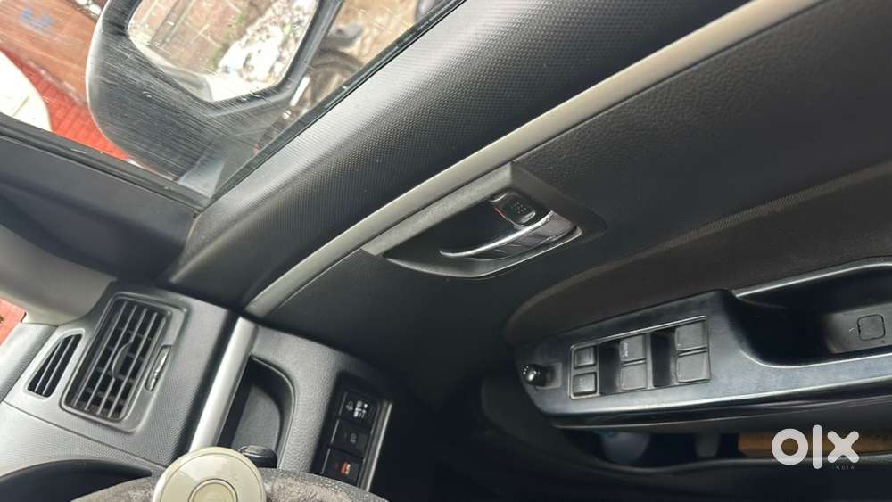 Swift Maruti Suzuki 2012