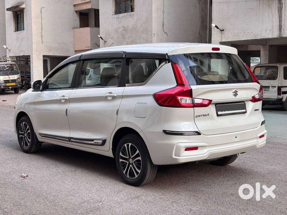 Maruti Suzuki Ertiga Vxi Shvs, 2024, Petrol