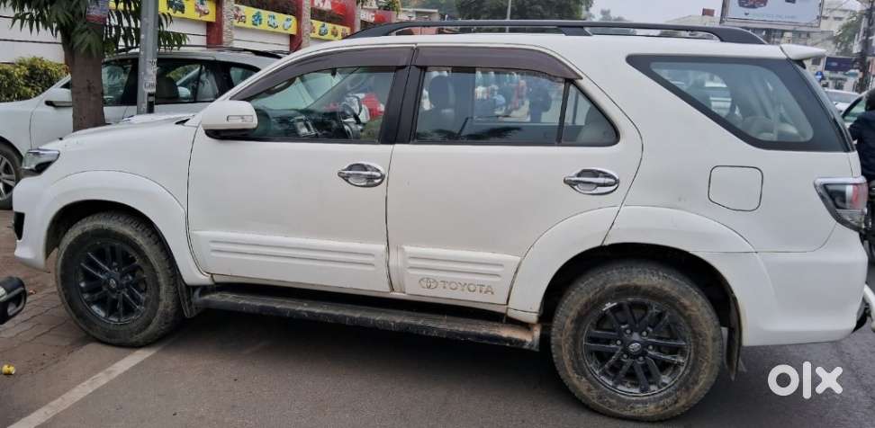 Toyota Fortuner 3.0 Sportivo 4x2 Mt, 2016, Diesel