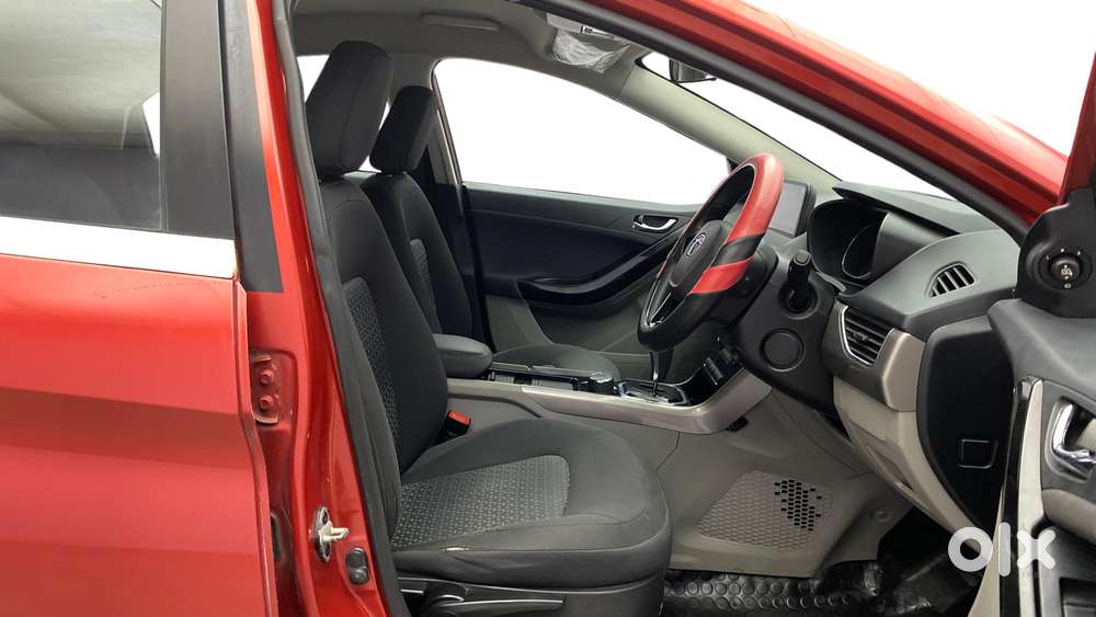 Tata Nexon 1.2 Revotron Xza Plus, 2019, Petrol