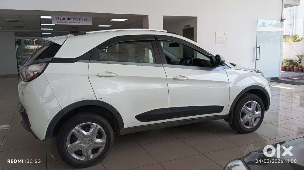 Tata Nexon 1.2 Revotron Xz, 2019, Petrol