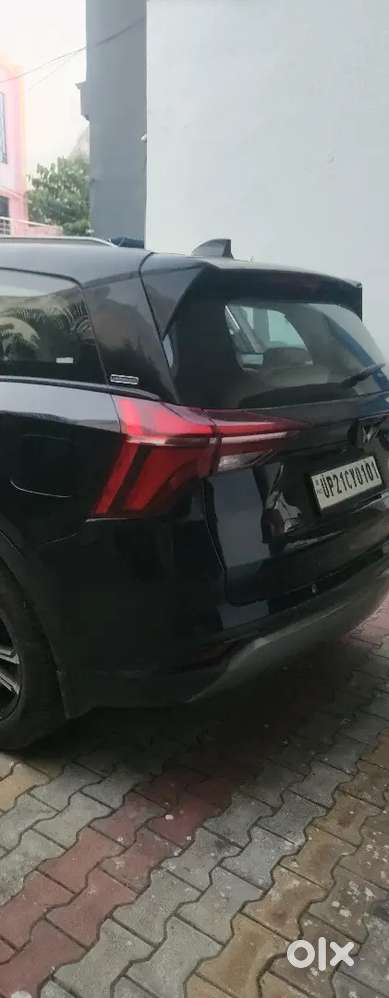 Mahindra Xuv700 Ax7 2023