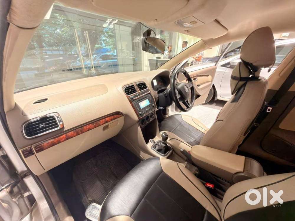 Skoda Rapid 1.6 Mpi Ambition, 2015, Petrol