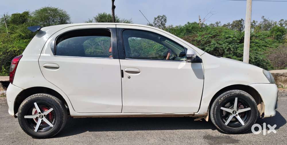 Toyota Etios Liva 1.2 V, 2019, Cng & Hybrids