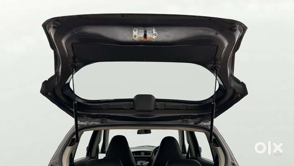 Maruti Suzuki Alto K10 Vxi, 2015, Petrol