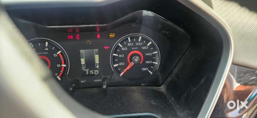 Mahindra Kuv 100 2017 Petrol 30635 Km Driven