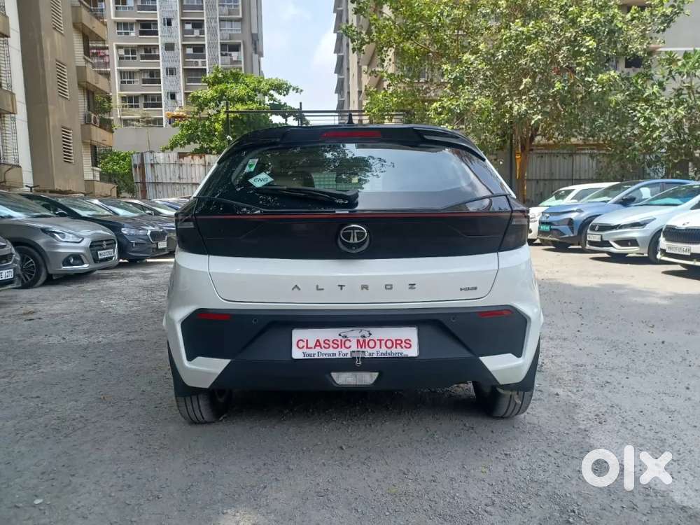 Tata Altroz, 2025, Cng & Hybrids