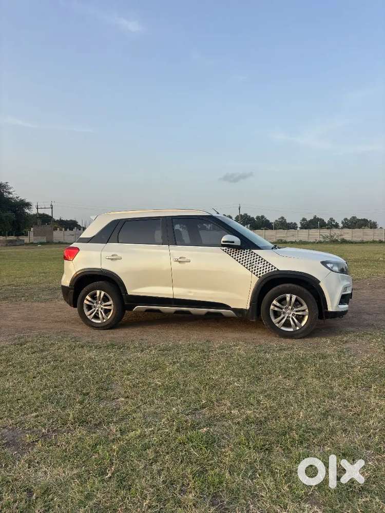 2017 Maruti Suzuki Brezza Zdi Plus