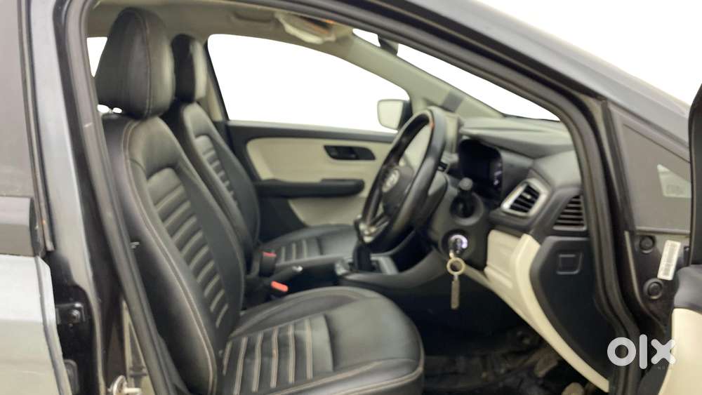 Tata Altroz 1.2 Xm Plus, 2021, Petrol
