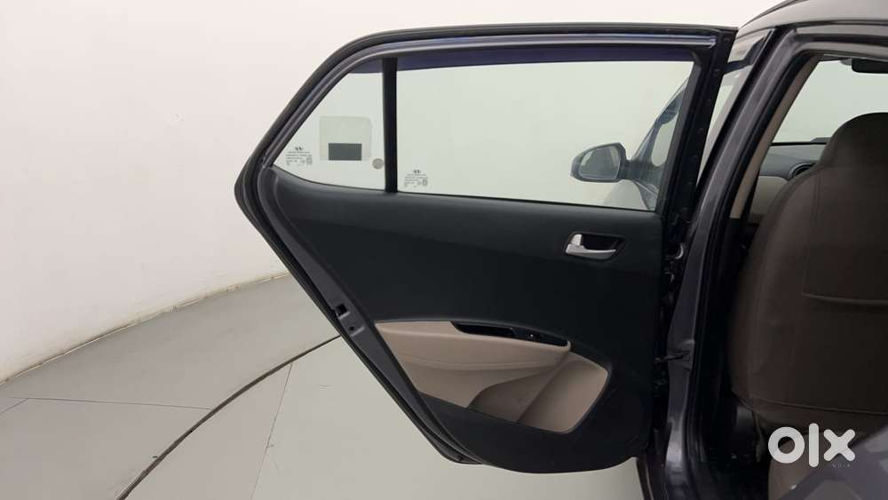 Hyundai Grand I10 1.2 Kappa Sportz Option, 2017, Cng & Hybrids