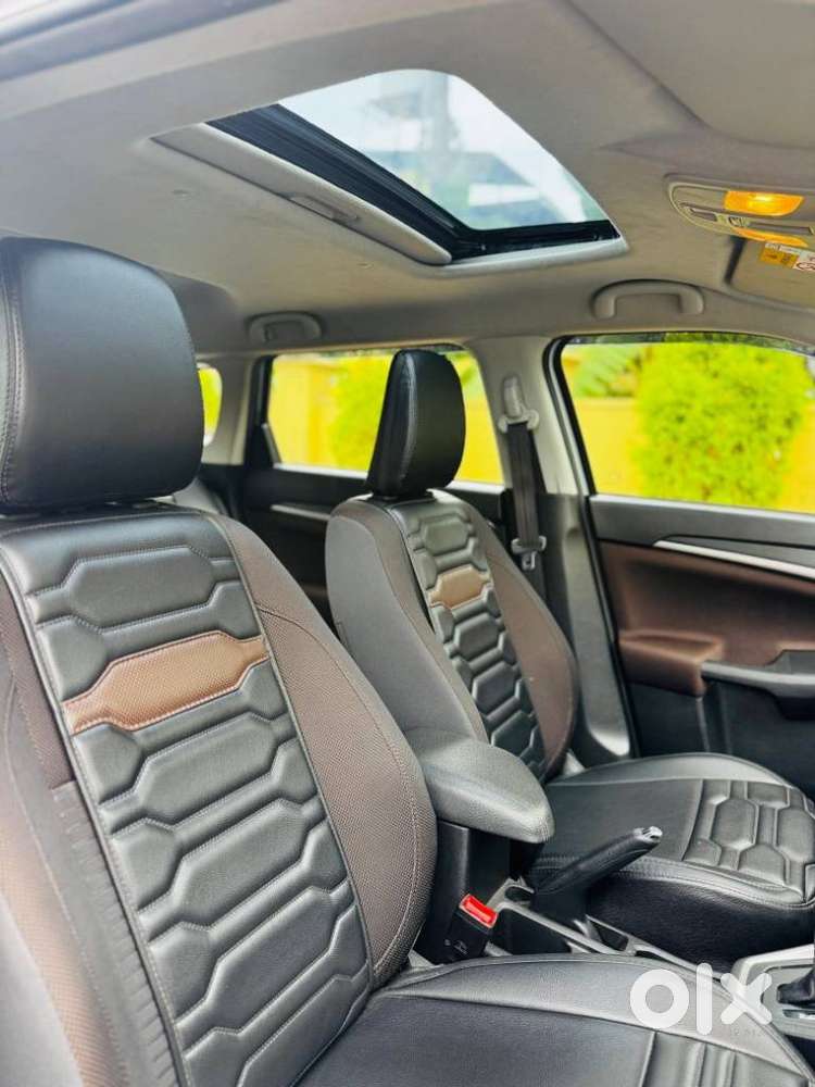 Maruti Suzuki Brezza 1.5 Zxi Plus Smart Hybrid, 2023, Petrol