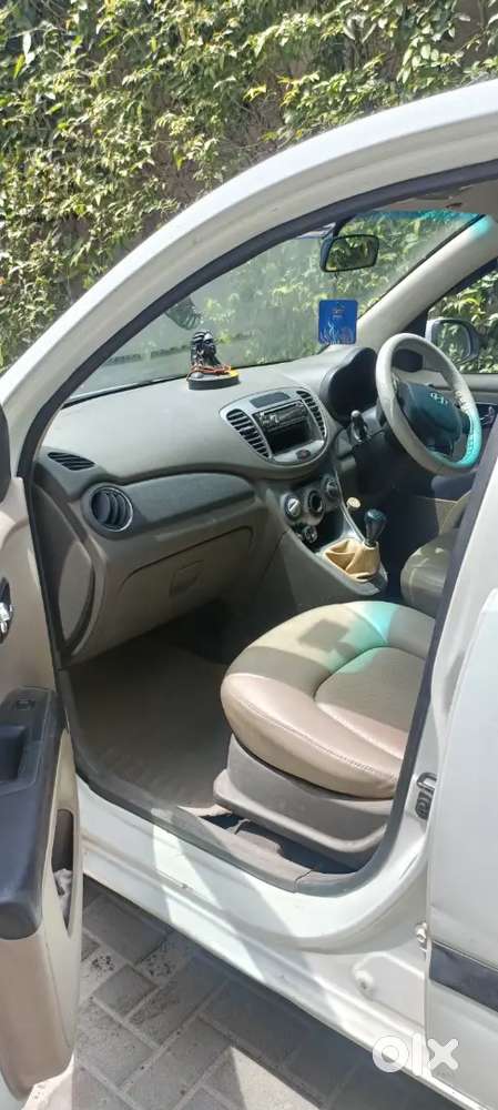 Hyundai Grand I10 2012 Cng & Hybrids 89476 Km Driven