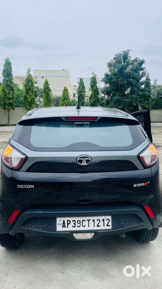 Tata Nexon Kraz Plus Amt Diesel, 2019, Diesel