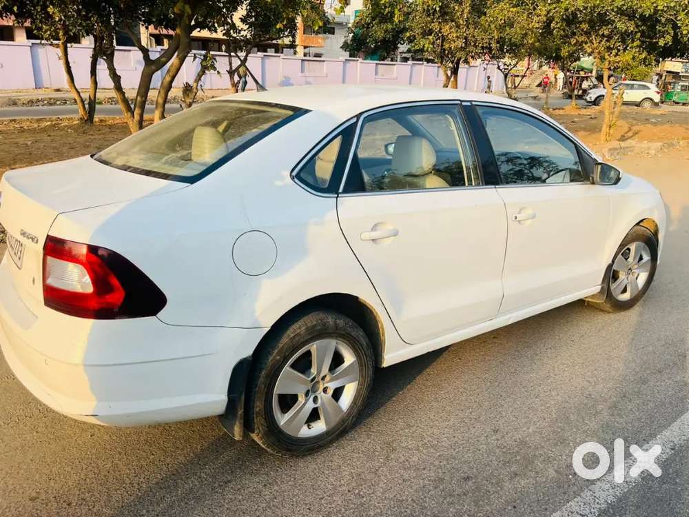 Skoda Rapid 2019 1.6 Ambition