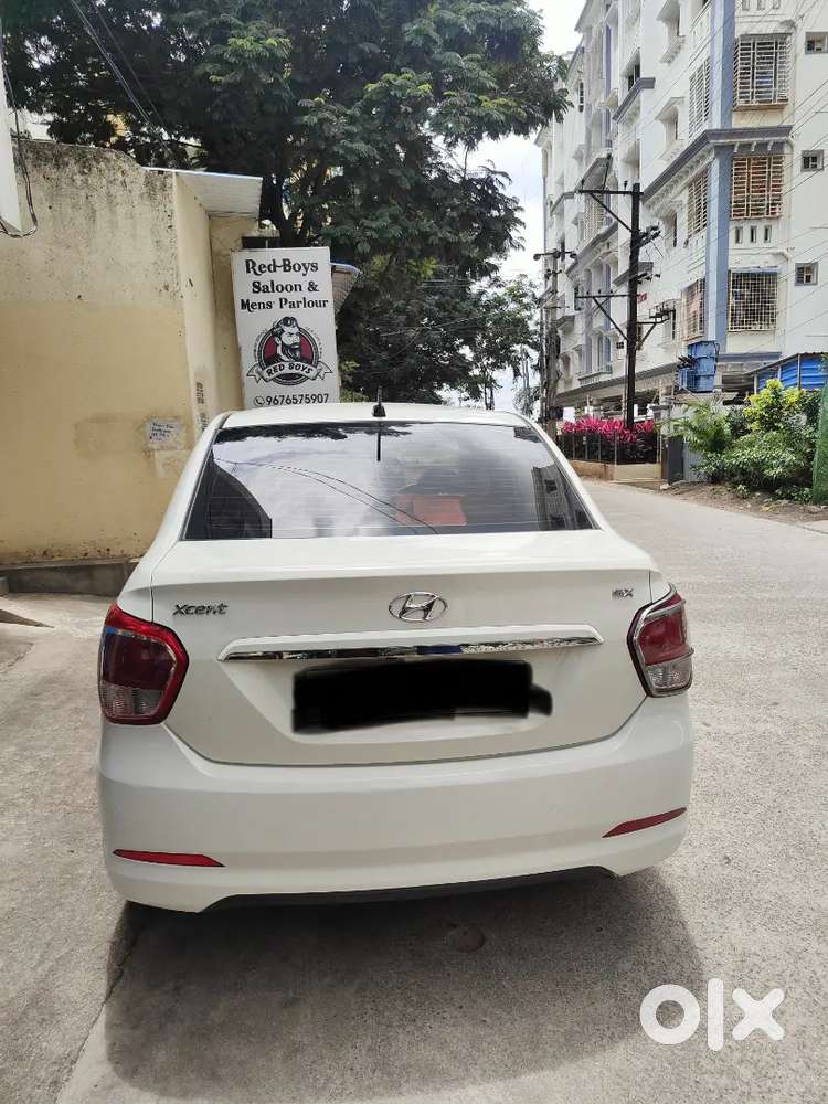 Hyundai Xcent 2016 Petrol 63000 Km