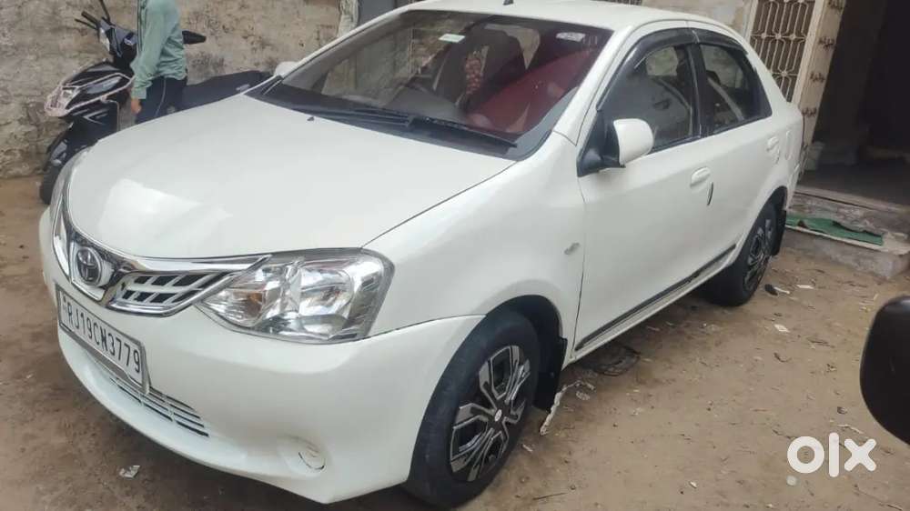 Toyota Etios 2012 Cng & Hybrids 130000 Km Driven