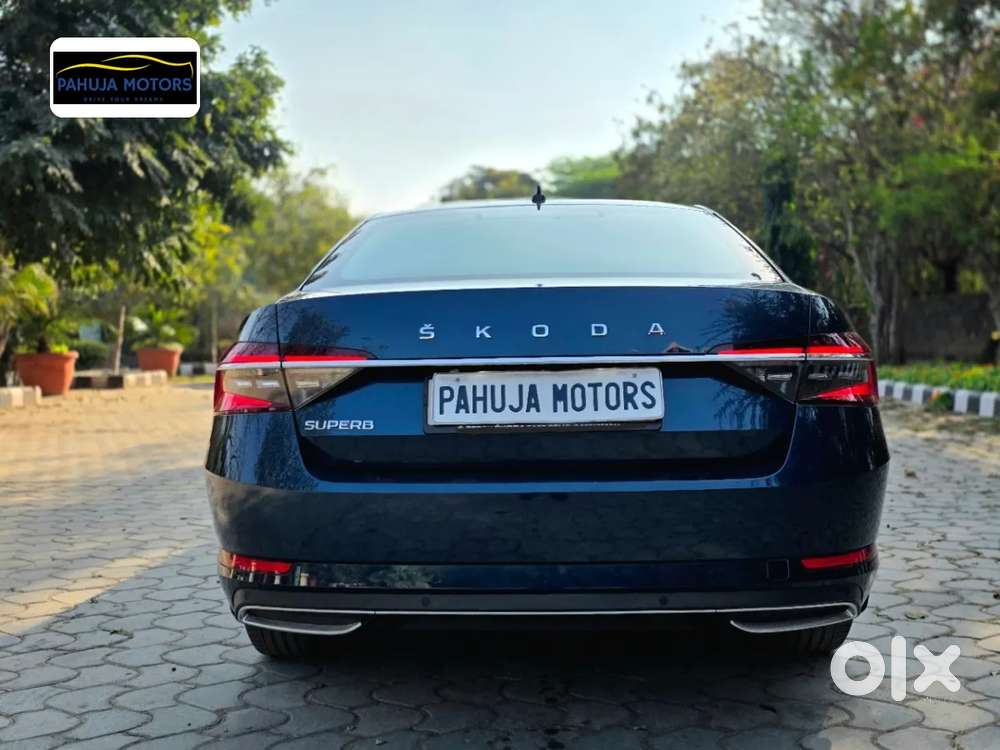 Skoda Superb 2.0 L&k Tsi At, 2022, Petrol