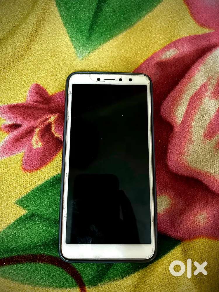 Redmi Y2 Gold Color 4/64GB variant all original display and