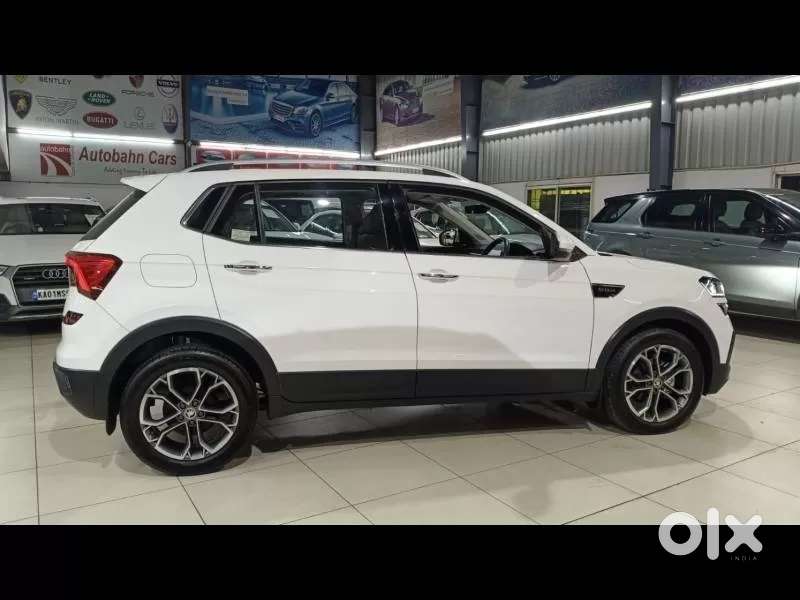 Skoda Kushaq Style 1.0l Tsi At, 2023, Petrol