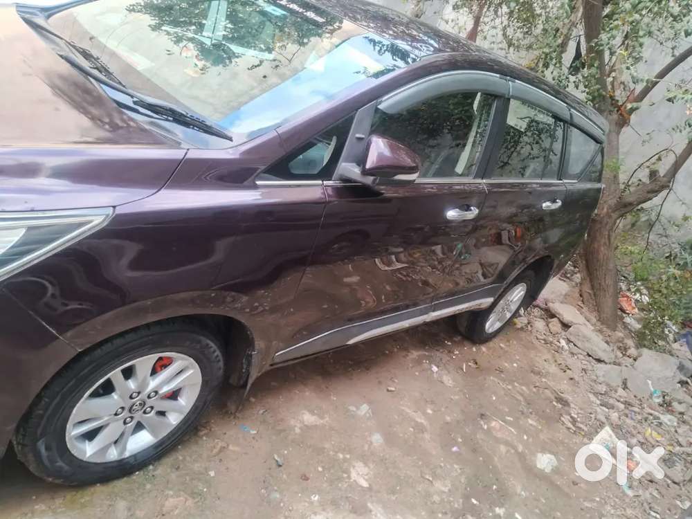 Toyota Innova Crysta 2017 Diesel 145000 Km Driven