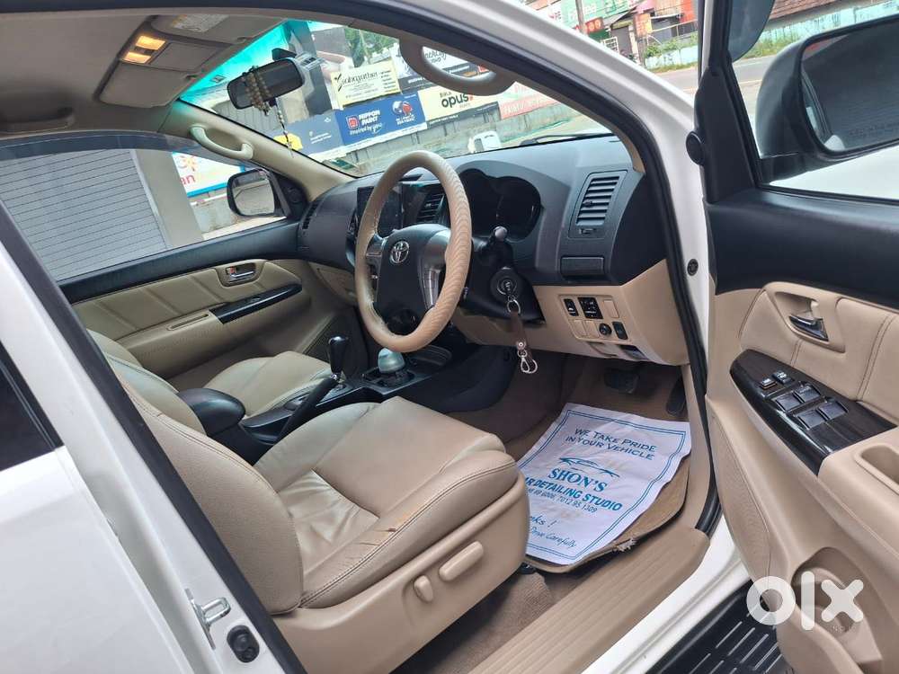 Toyota Fortuner 3.0 4x2 Automatic, 2014, Diesel