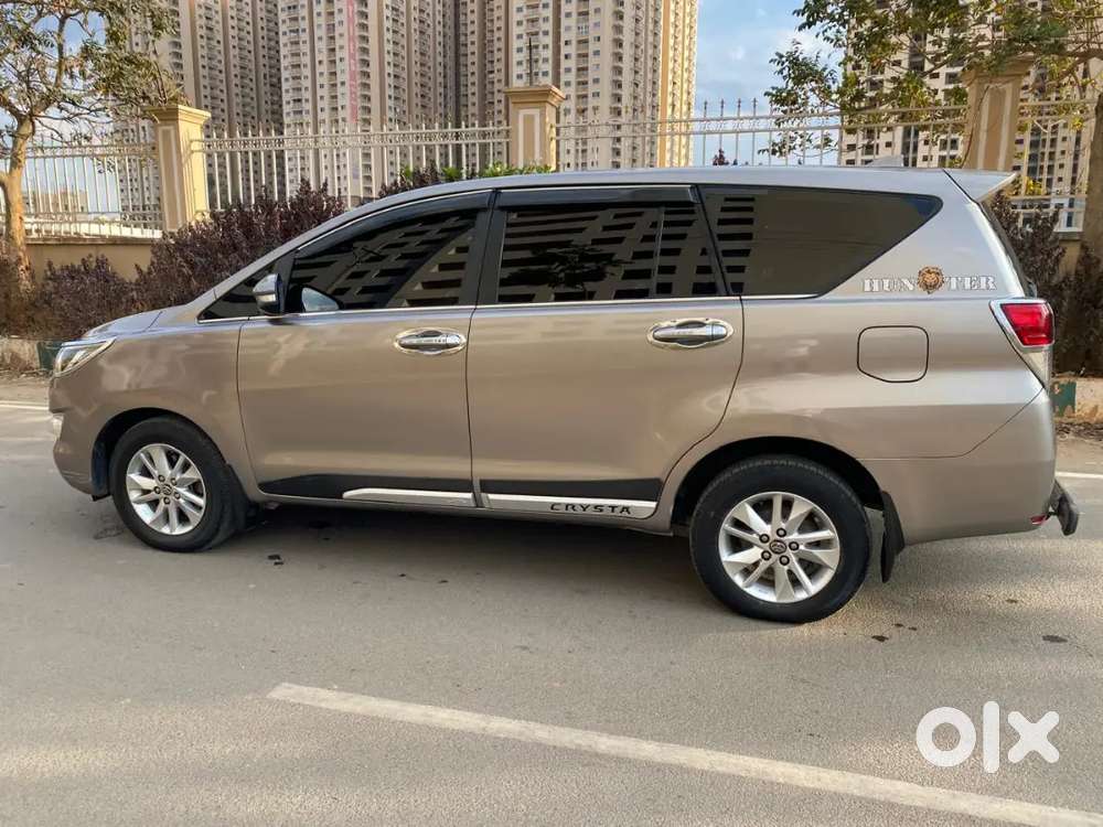 Toyota Innova Crysta 2016 Diesel 127000 Km Driven