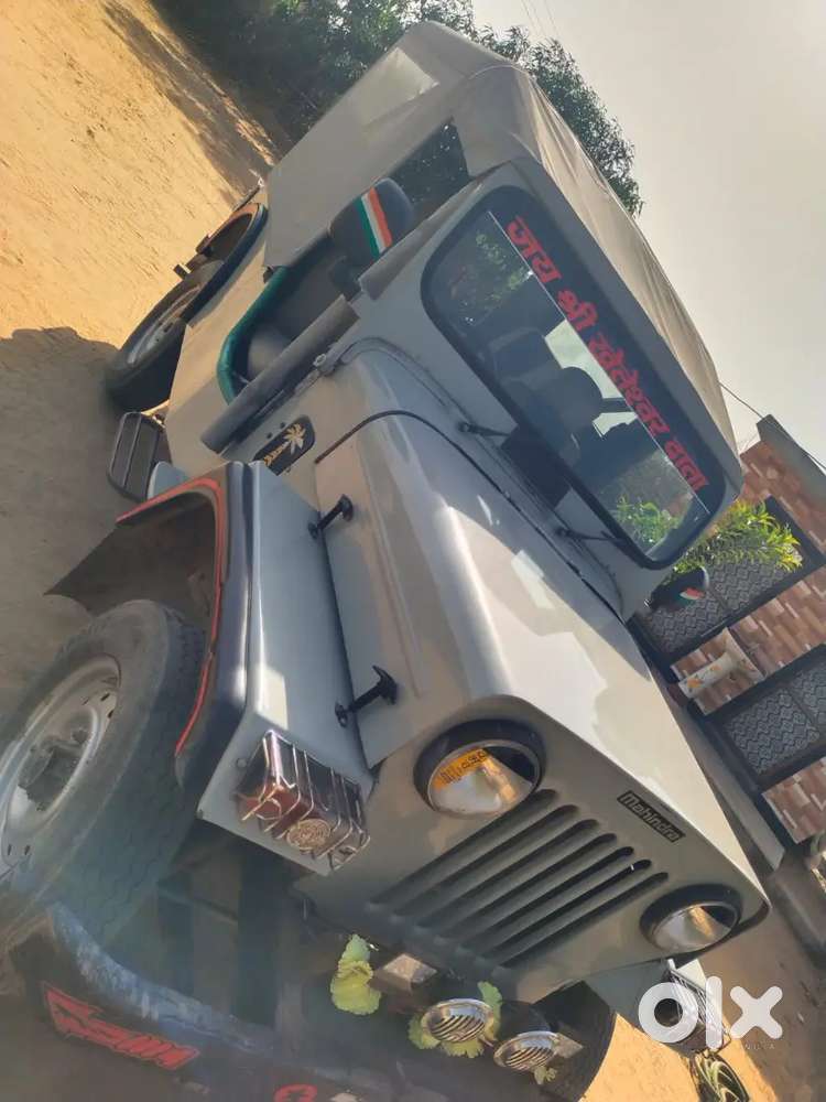 Mahedra Mejar Di,2003.modal