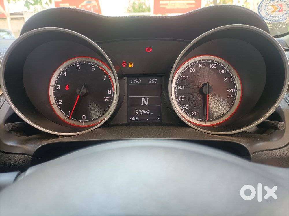 Maruti Suzuki Swift 1.3 Zxi, 2022, Petrol