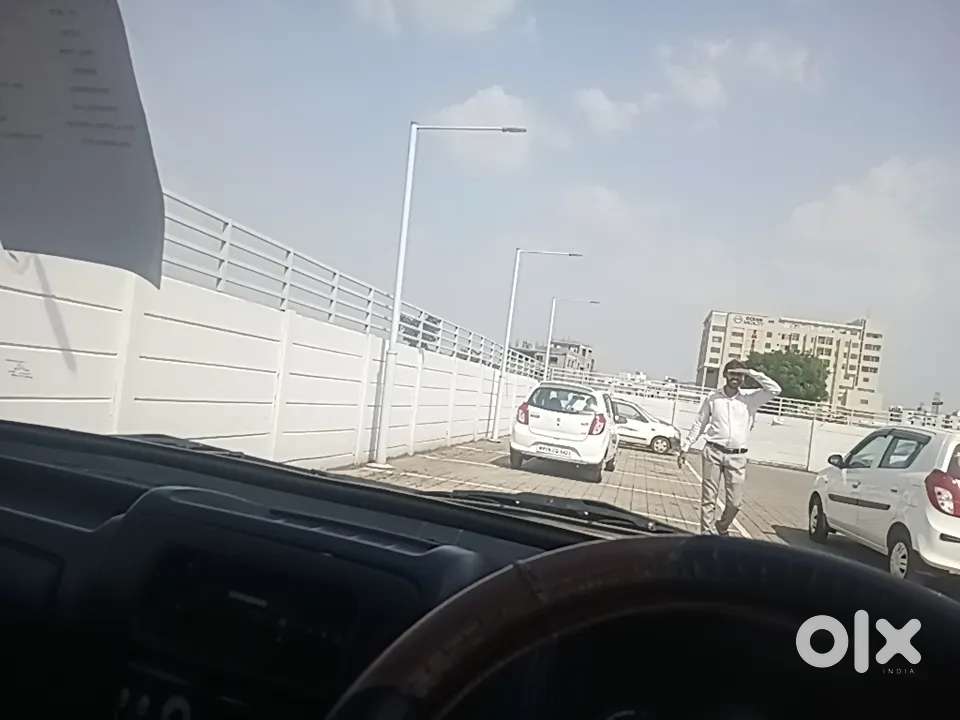 Maruti Suzuki Omni 8 Seater Bsiv, 2017, Petrol