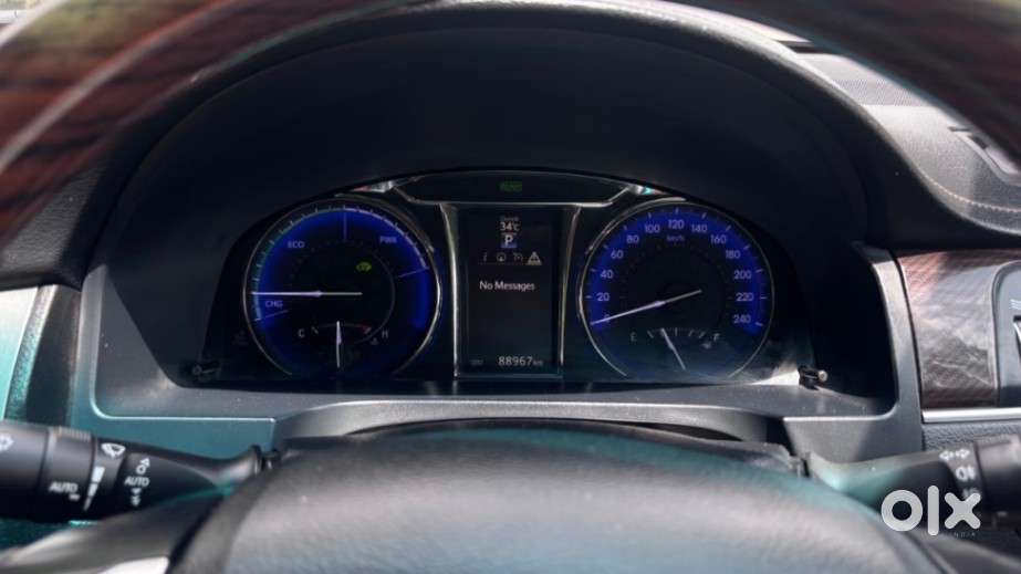 Toyota Camry 2.5 G, 2018, Petrol