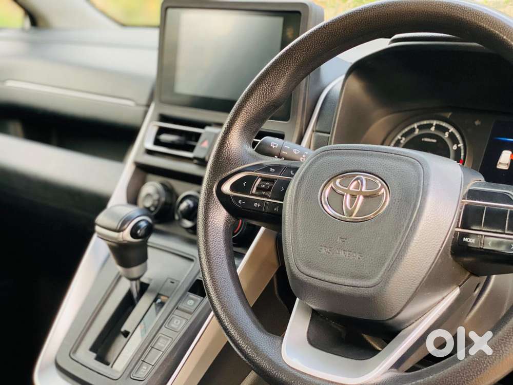 Toyota Innova Hycross 2.0 Gx 7 Str, 2024, Petrol