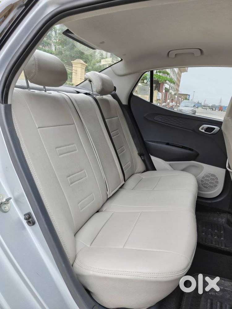 Hyundai Aura 1.2 Sx Cng, 2024, Cng & Hybrids