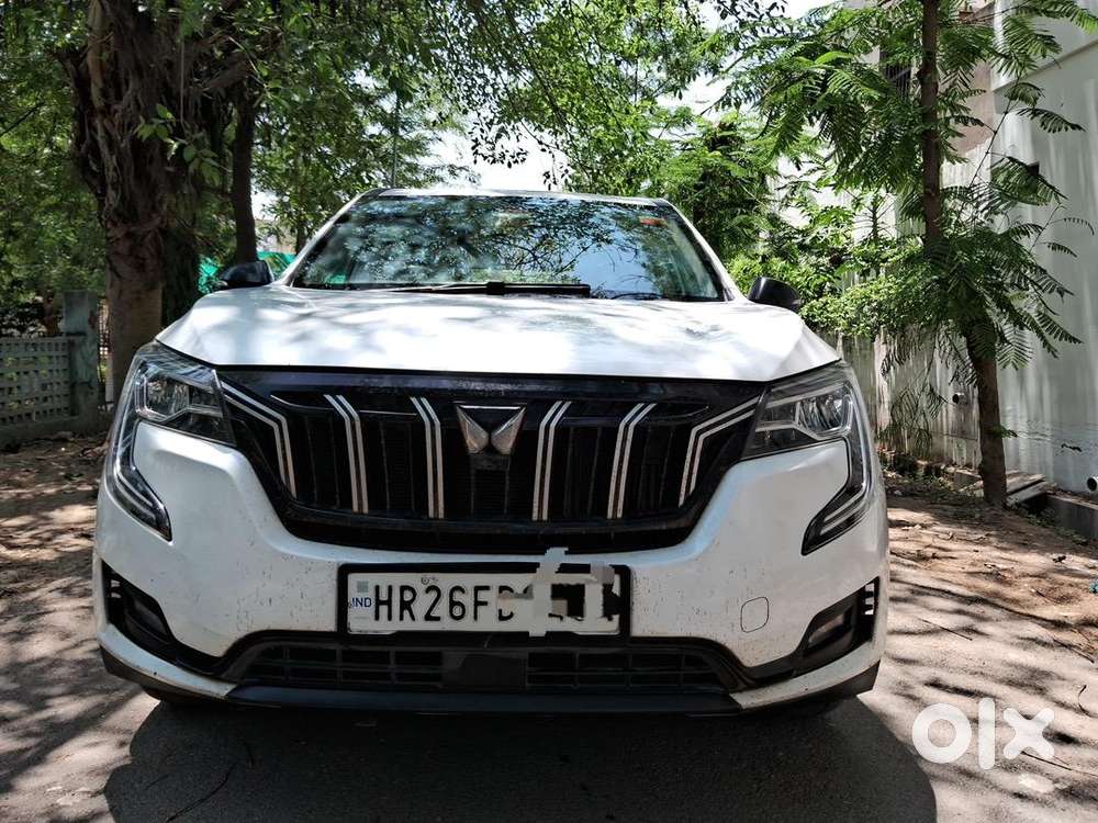 Mahindra Xuv700 2023 Diesel Well Maintained