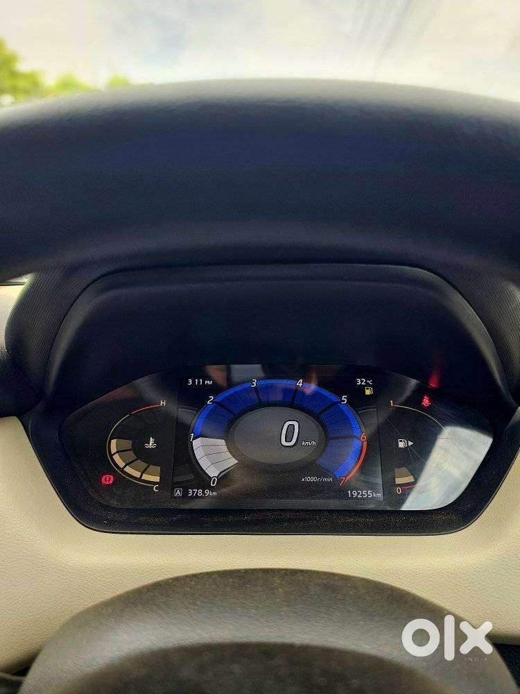 Nissan Magnite 1.0 Xv, 2023, Petrol
