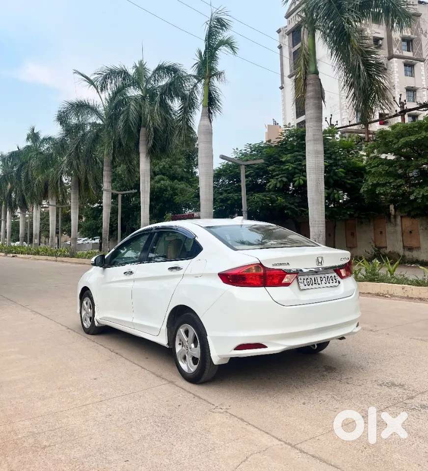 Honda City 1.5 V 4th Gen I-vtec Mt, 2017, Petrol