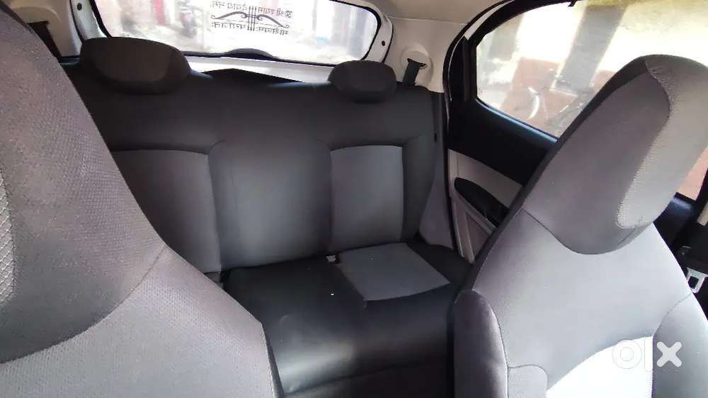 Tata Tiago Revotron 2018