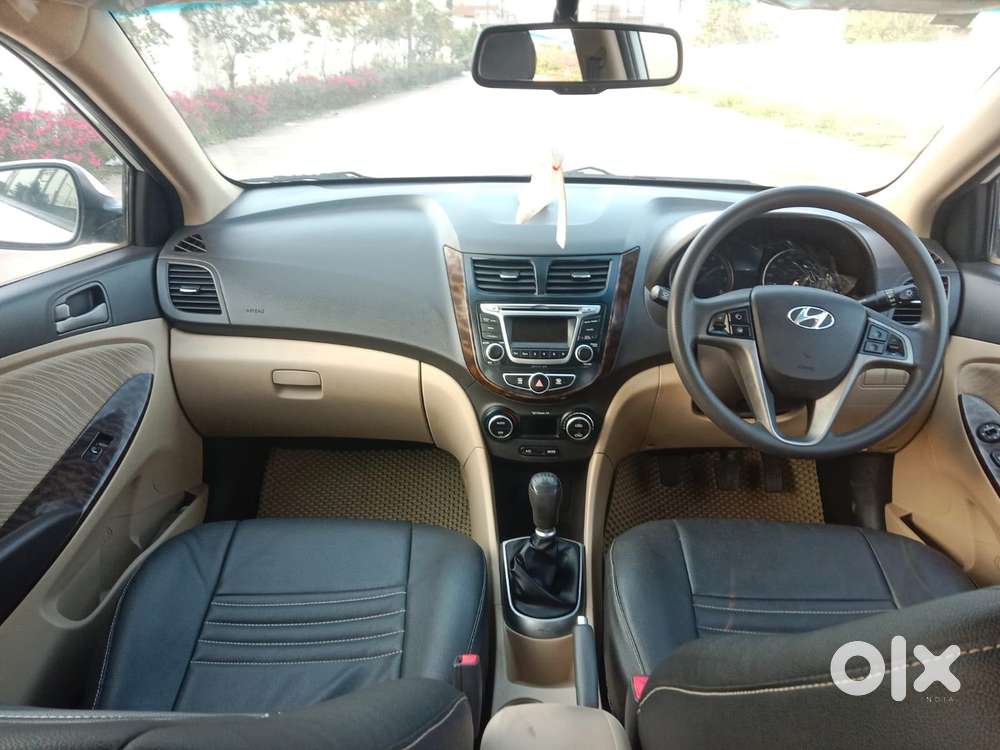 Hyundai Verna 1.6 Vtvt Sx, 2016, Petrol