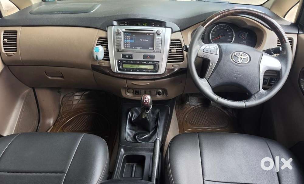 Toyota Innova 2015 Z Intercooler Diesel 130000 Km Driven