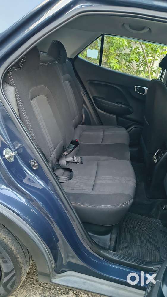 Hyundai Venue 1.2 S (o), 2022, Petrol