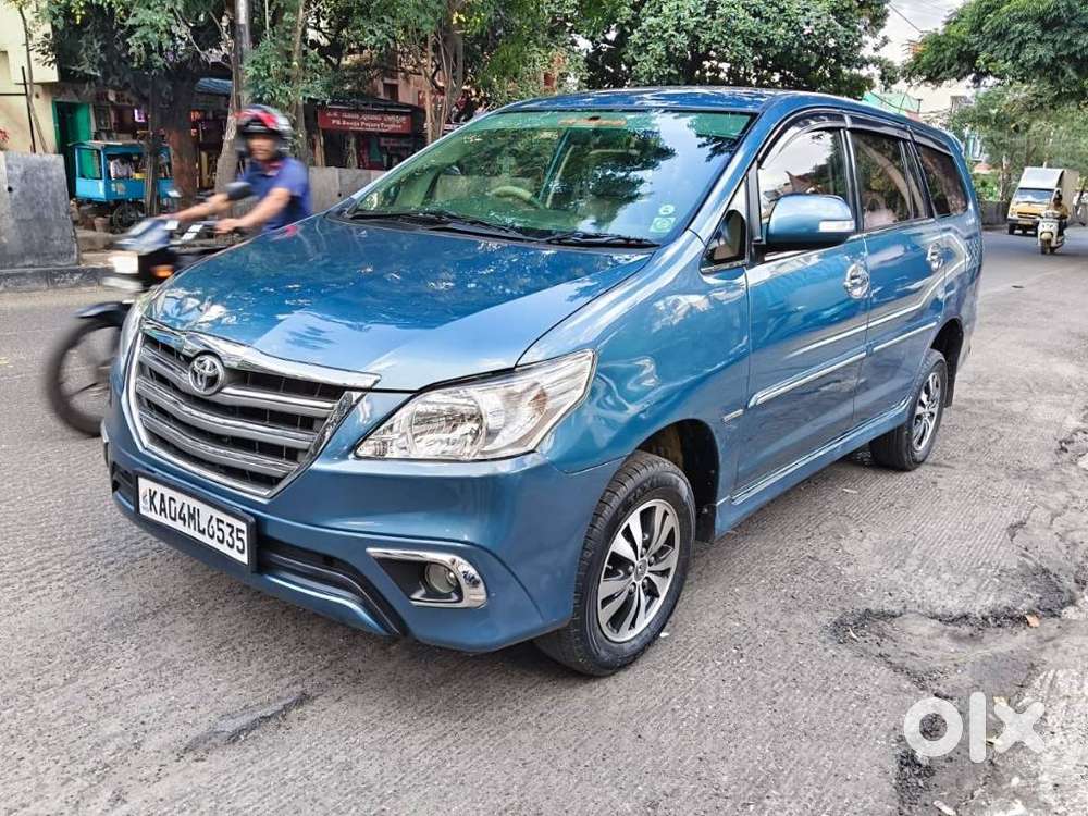 Toyota Innova [ ] 2.5 V Diesel 7 Str, 2013, Diesel