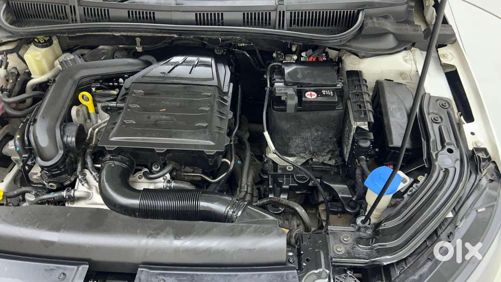 Skoda Slavia Ambition 1.0l Tsi Mt, 2022, Petrol