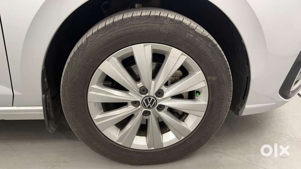 Volkswagen Virtus Highline Plus 1.0 Tsi At, 2023, Petrol