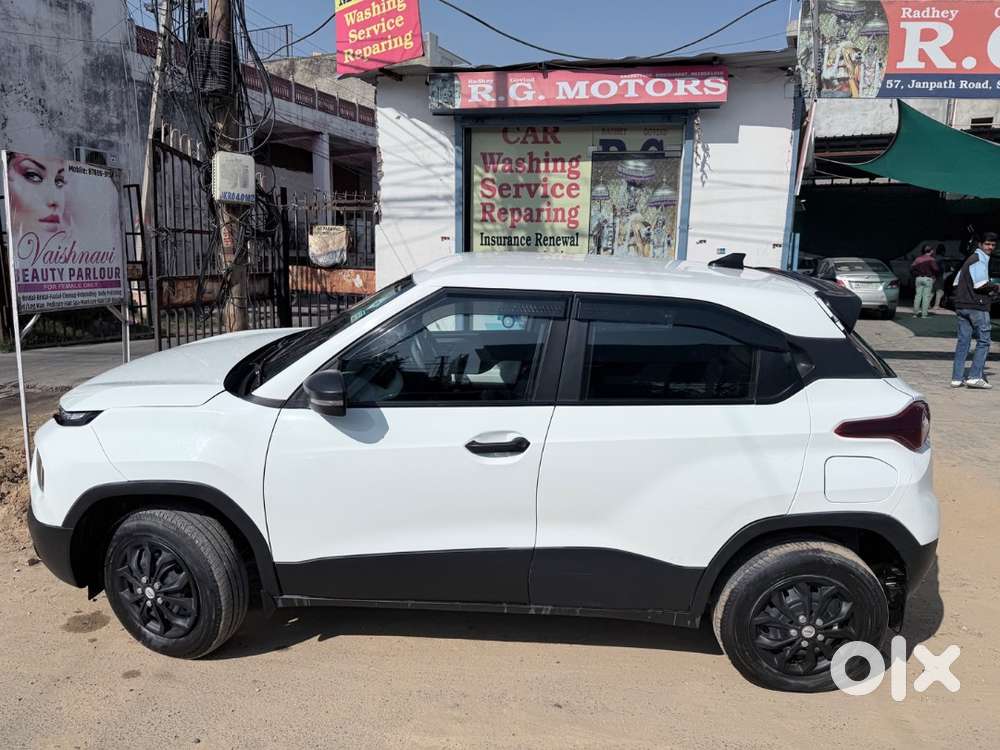 Tata Punch Pure 2023 Cng