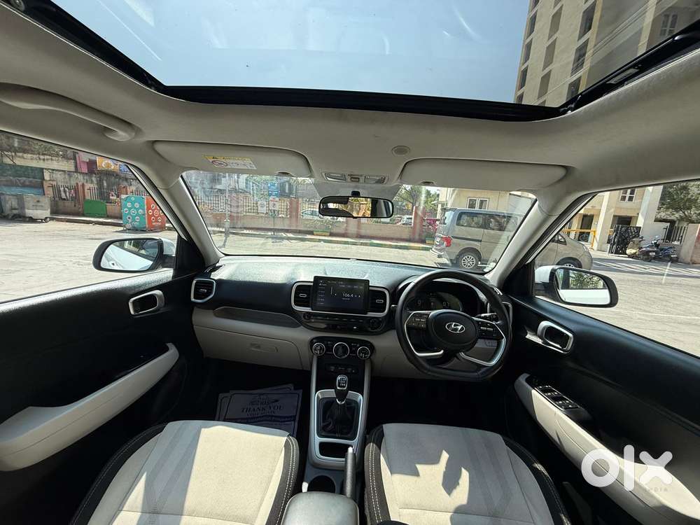 Hyundai Venue Sx (o) Mt 1.5 Diesel, 2022, Diesel