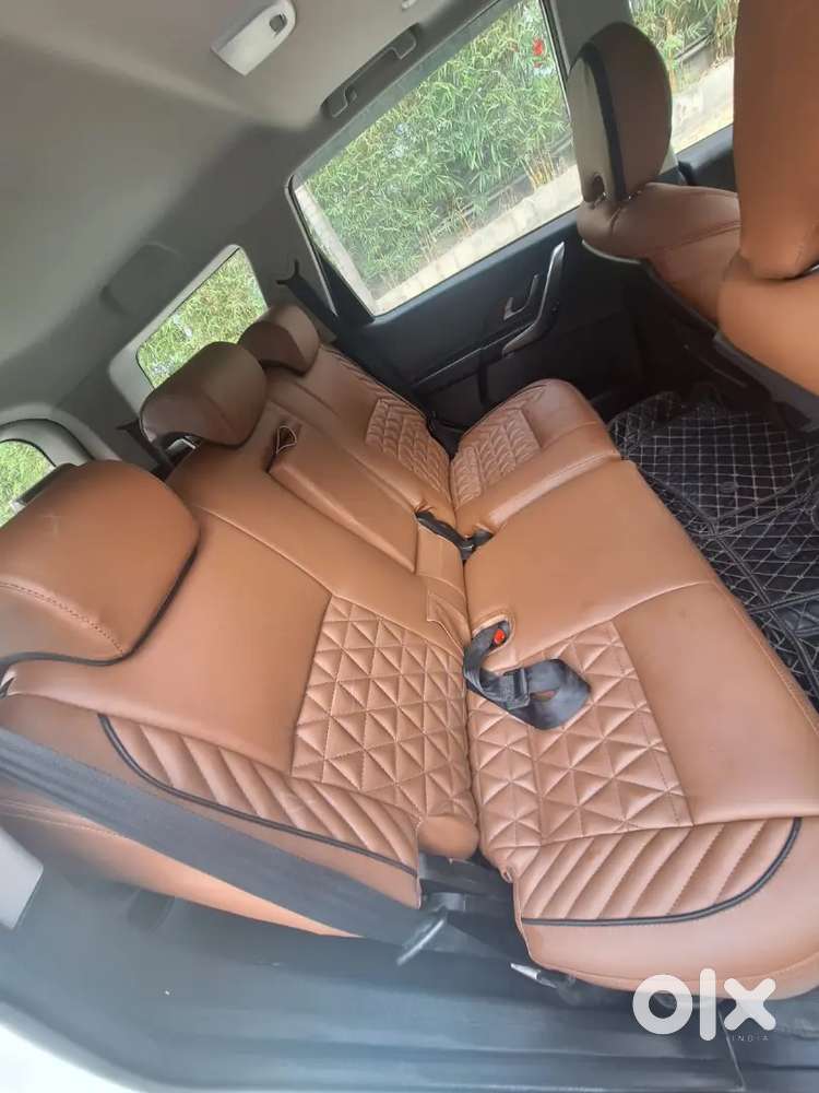Mahindra Xuv500 W9 2019