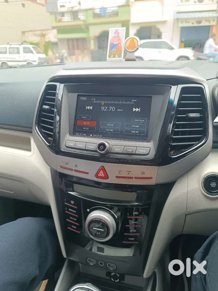 Mahindra Xuv300 W8 (o) 2023