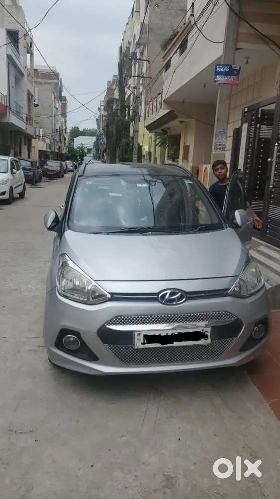 Hyundai Grand I10 2015 Petrol 136000 Km Driven